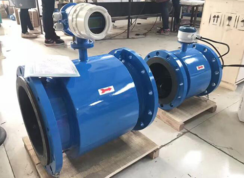 自來水電磁流量計產品圖